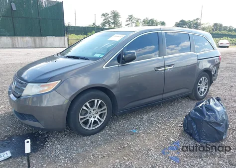 2011 Honda Odyssey Ex-L z USA, uszkodzony, nr VIN 5FNRL5H66BB038325